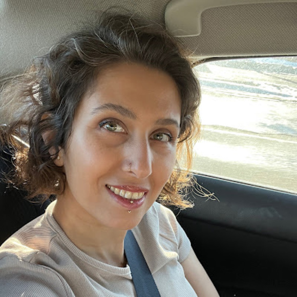 Meet your Posher, Maryam - Picture 1 of 1